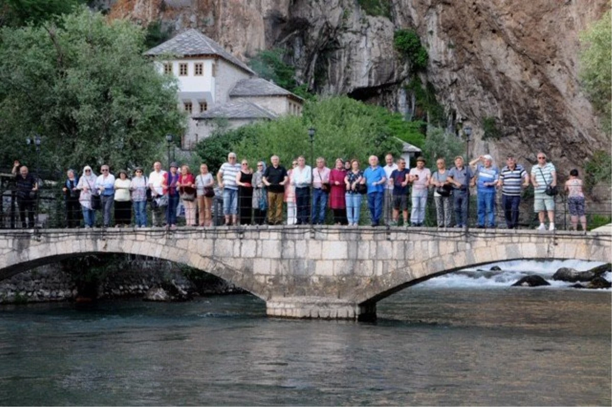 "Hoca Ahmet Yesevi\'den Balkanlar\'a Gönül Erenleri" projesi Bosna Hersek\'te düzenlendi