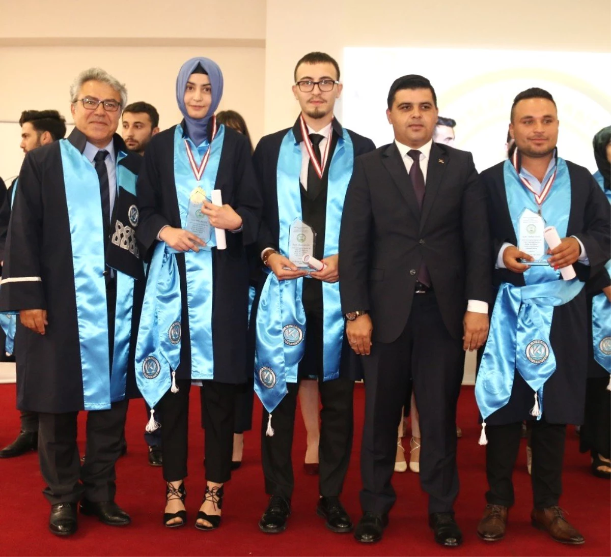 KAYÜ Tomarza Mustafa Akıncıoğlu MYO\'dan 30 Öğrenci Mezun Oldu