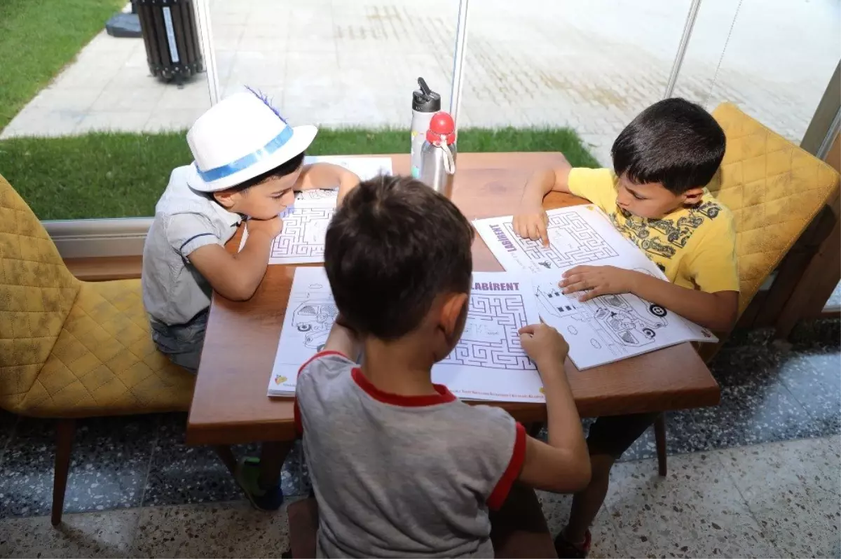 Millet Kıraathanesi anaokulu öğrencilerini ağırladı