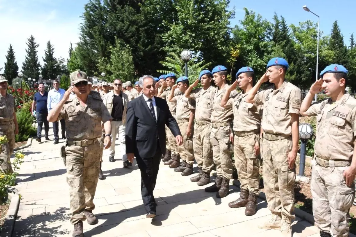 Rektör Turgut jandarma teşkilatının 180. kuruluş yıldönümün kutladı