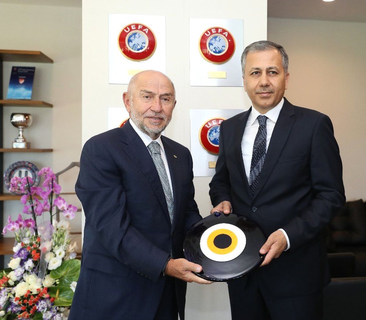 Vali Yerlikaya\'dan Nihat Özdemir\'e ziyaret