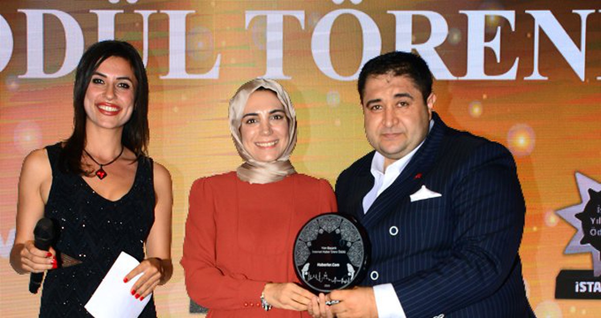"Yılın En\'leri Ödülleri\'\' görkemli bir törenle sahiplerini buldu