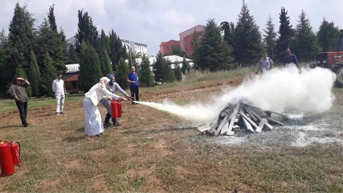 AFAD\'dan üniversite personeline yangın eğitimi