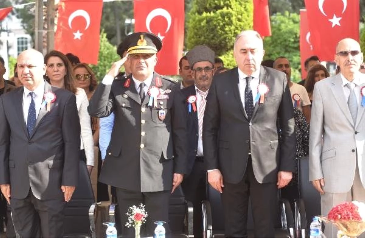 Antalya\'da, Jandarma Teşkilatı\'nın 180\'inci kuruluş yıldönümü için tören düzenlendi