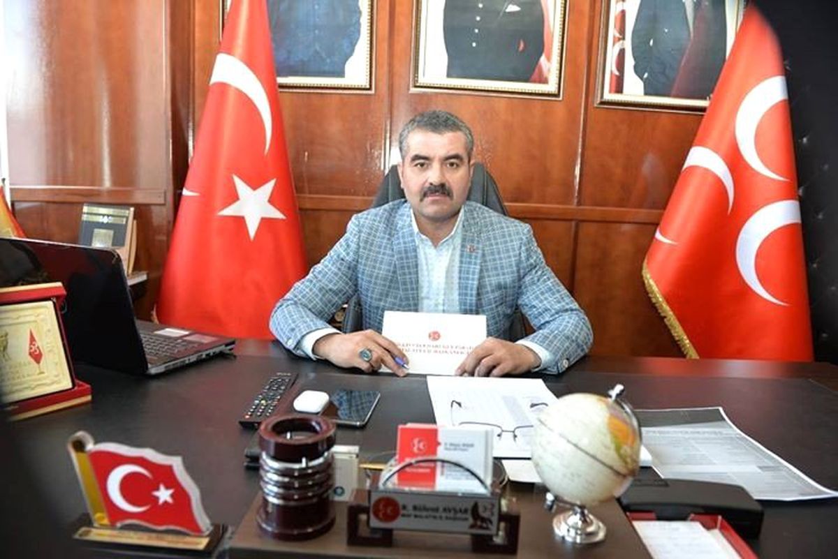 Avşar\'dan öğrencilere mesaj