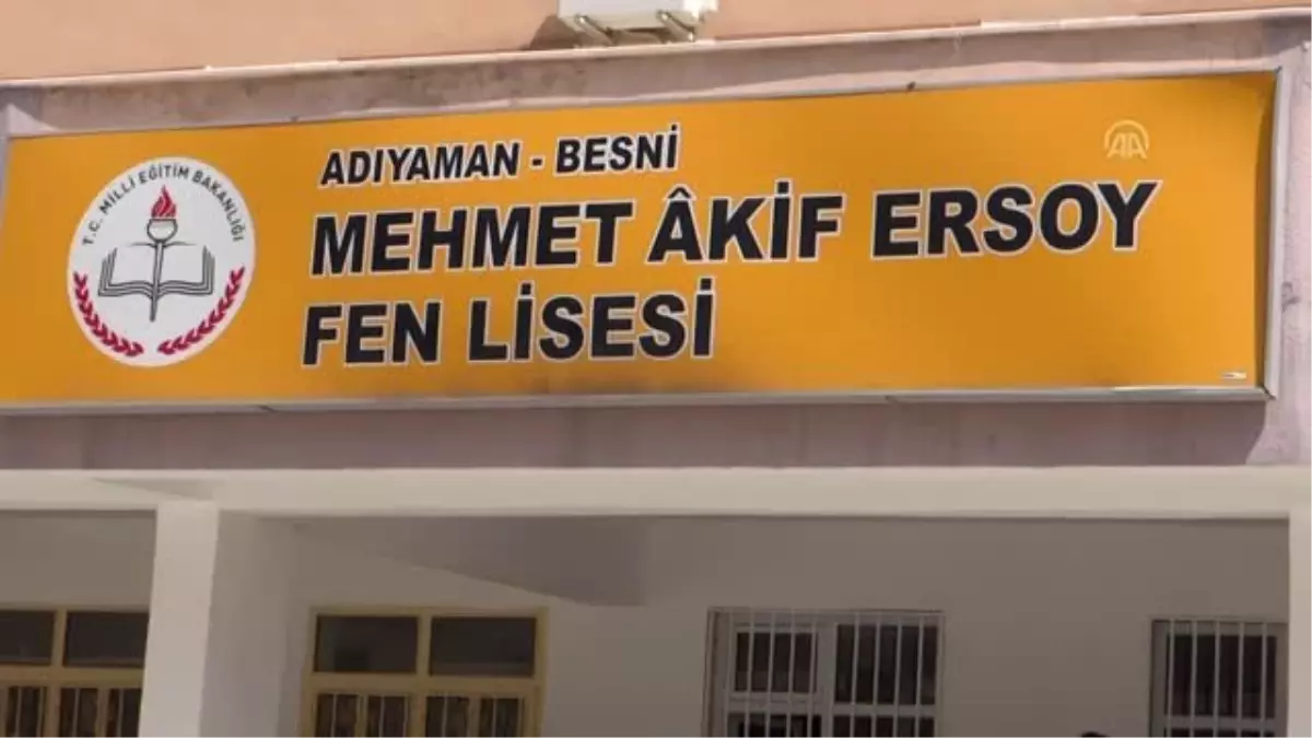 Bedensel engelli Serkan\'ın hayali Tıp Fakültesini kazanmak