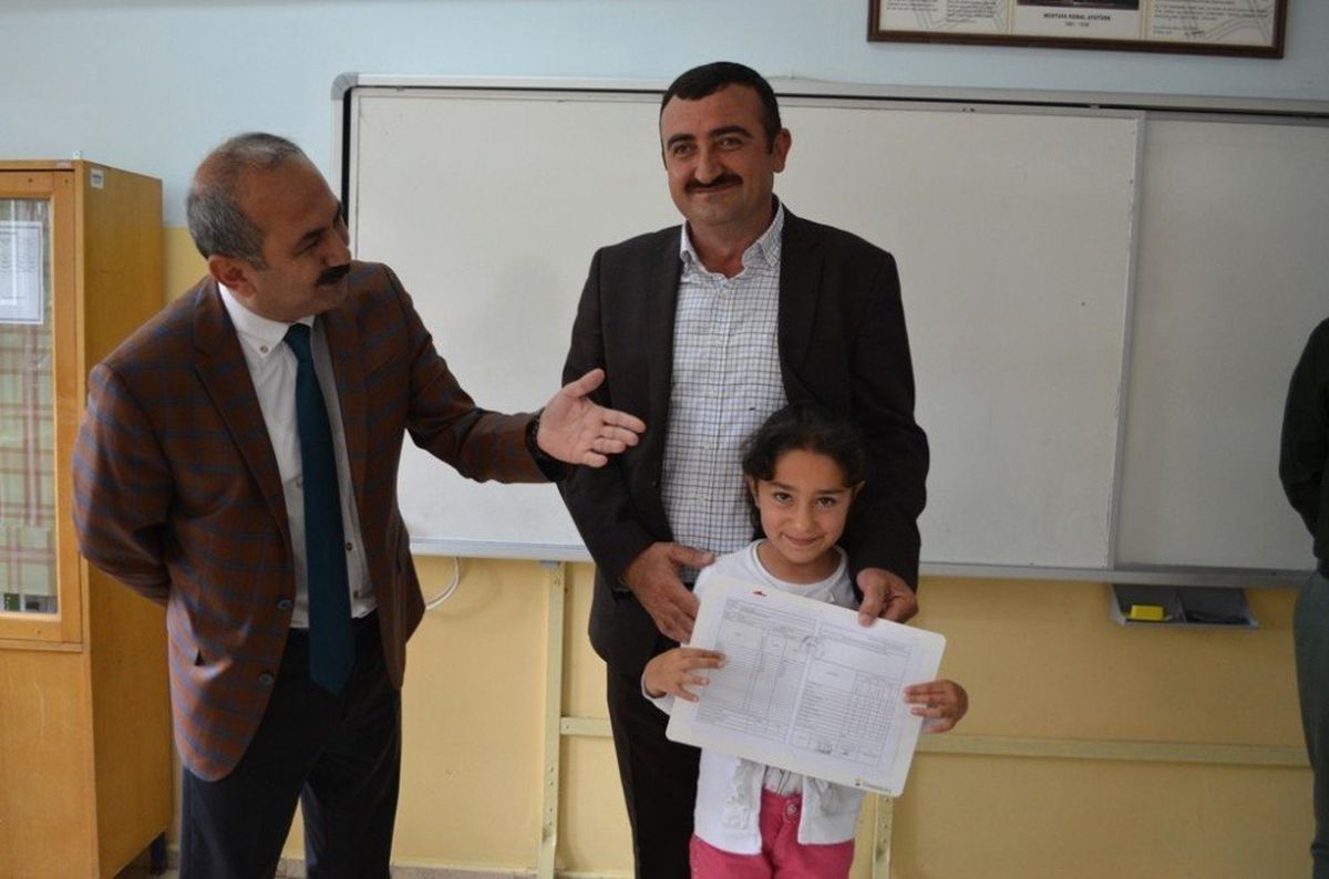 Bünyan\'da 4 bin 719 Öğrenci Karne Aldı