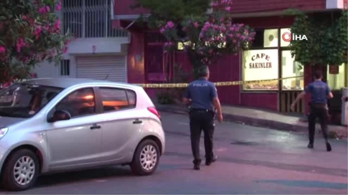 Gaziosmanpaşa\'da kahvehanede vurulanlardan biri hayatını kaybetti