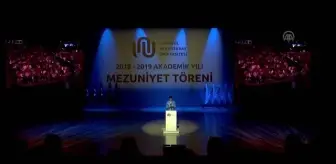 İstanbul Ayvansaray Üniversitesi 2018-2019 mezunlarını uğurladı (2)