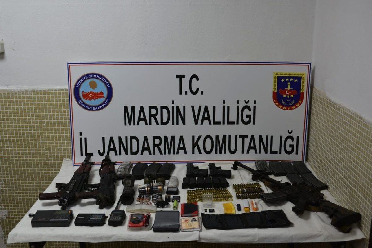 Mardin\'de teröristlere ait çok sayıda mühimmat ele geçirildi