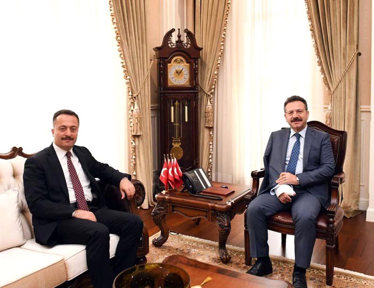 Vali Şentürk\'ün Kocaeli temasları