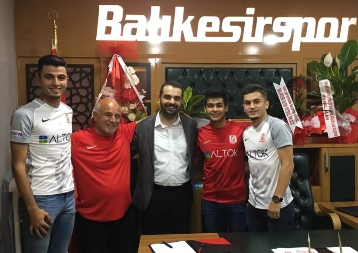 Balıkesirspor\'da gençlik aşısı sürüyor