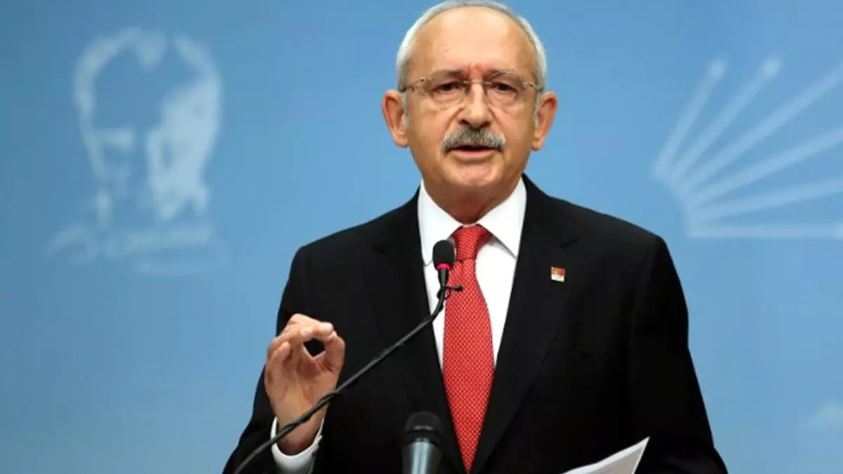 CHP Lideri Kılıçdaroğlu, Adalet Yürüyüşü\'nde yola gübre döken vatandaşın kendisinden özür dilediğini açıkladı!