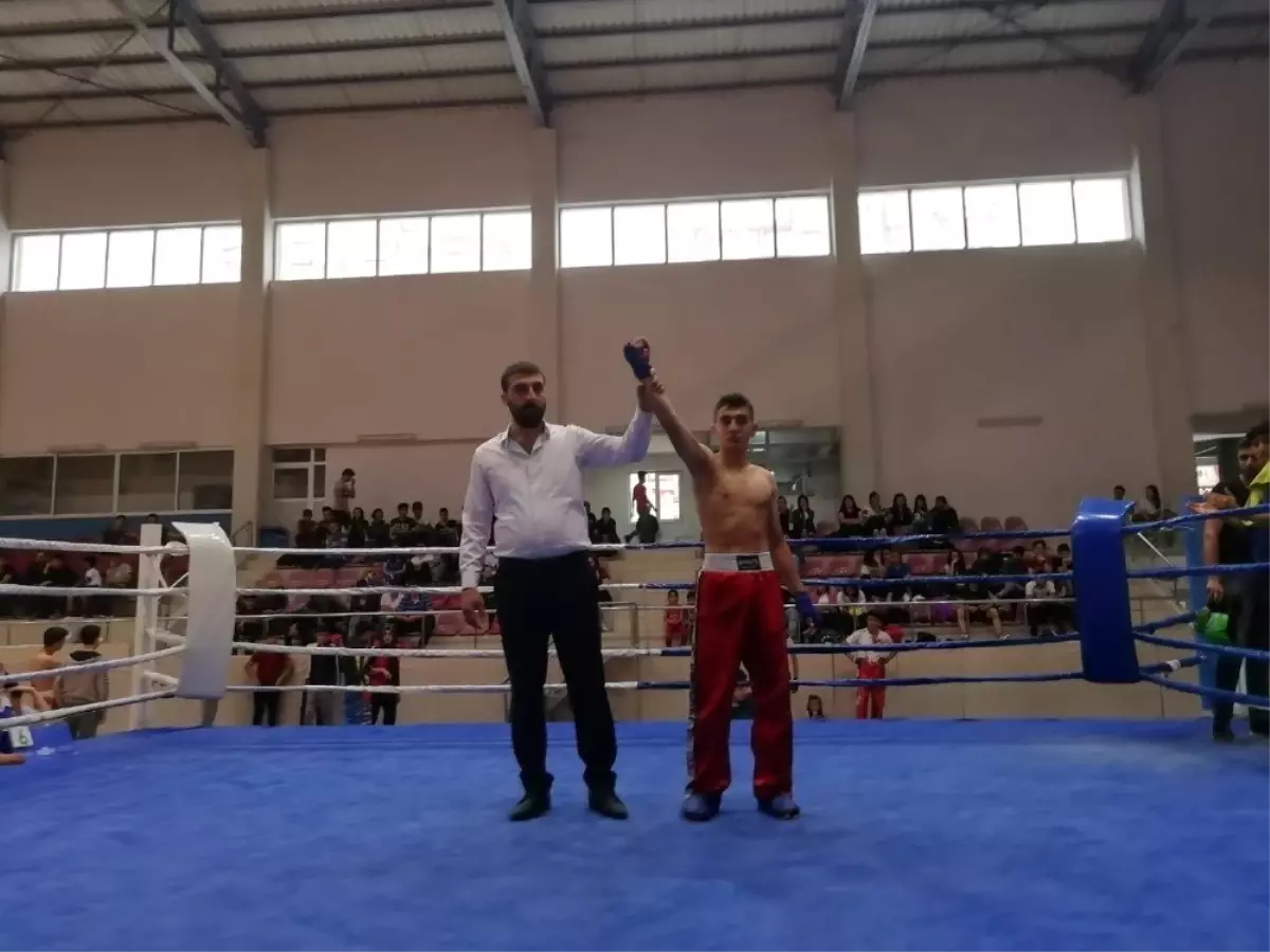 Kayseri\'de Kick Boks Türkiye Şampiyonası heyecanı