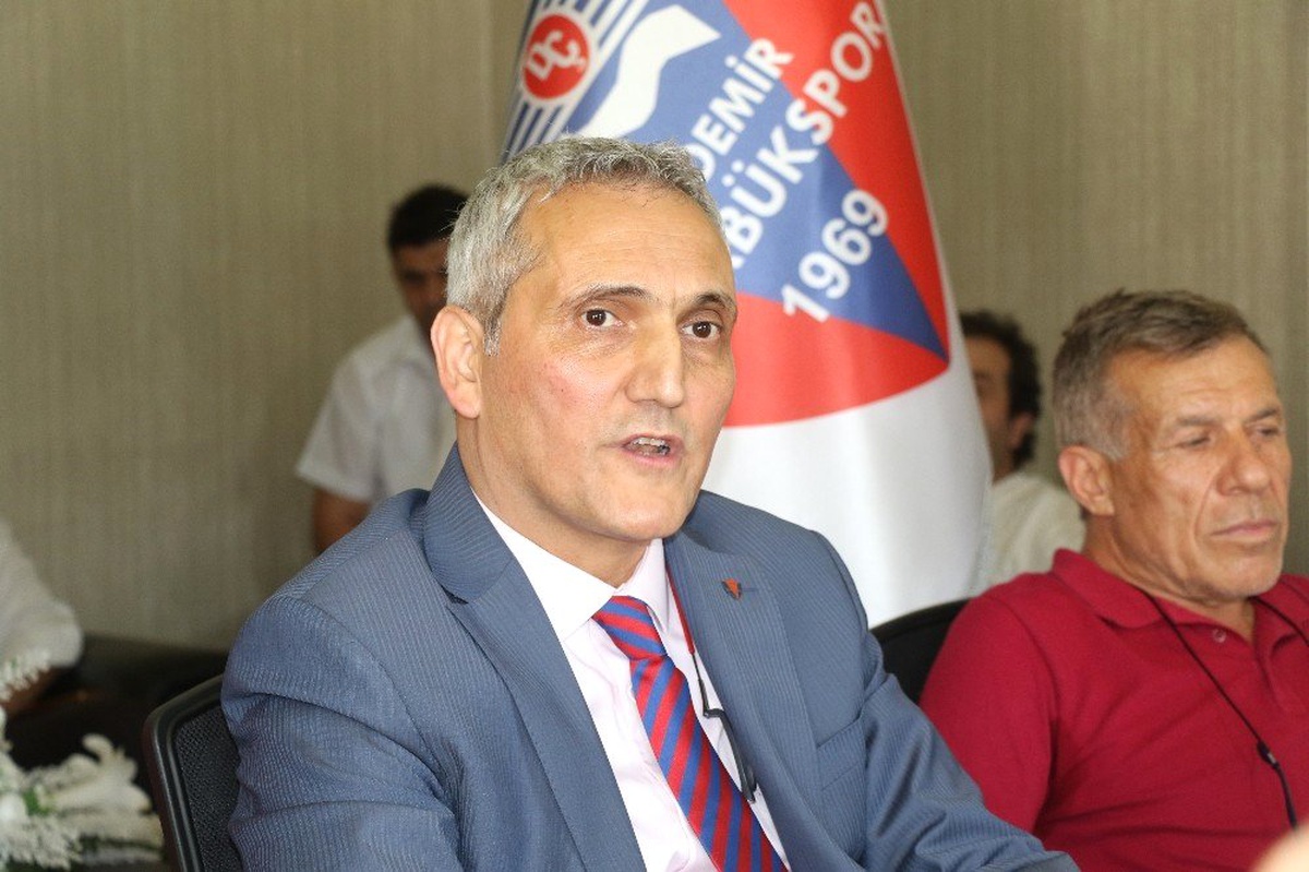 Mehmet Yüksel: "Kimsenin adamı değiliz"