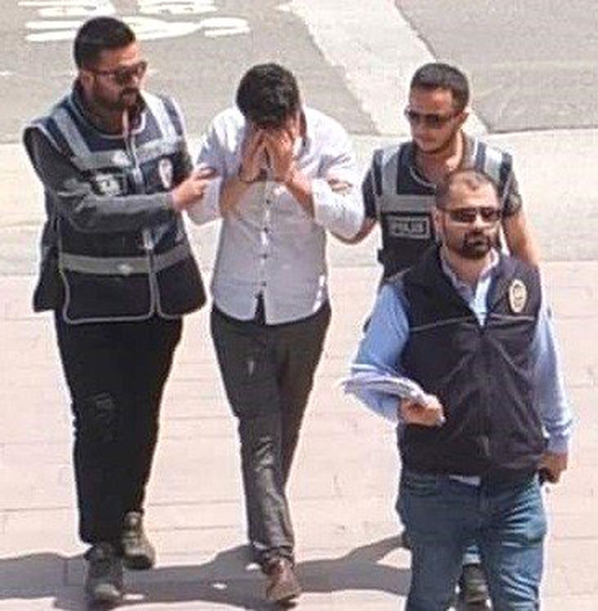 Otobüste cinsel içerikli video izleyen şahıs tutuklandı