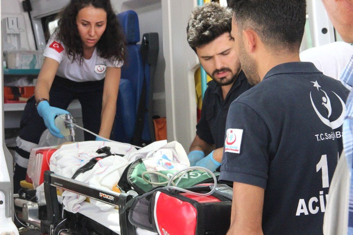Pencereden düşen bebek ağır yaralandı