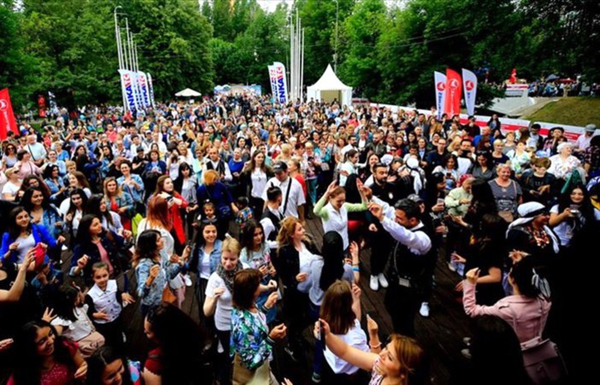Rusya\'da Türkiye Festivali\'ne yoğun ilgi