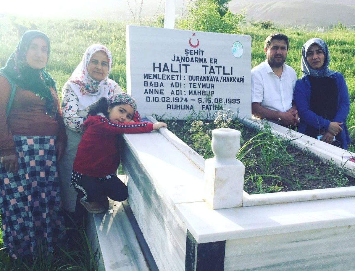 Şehit jandarma er tatlı mezarı başında anıldı