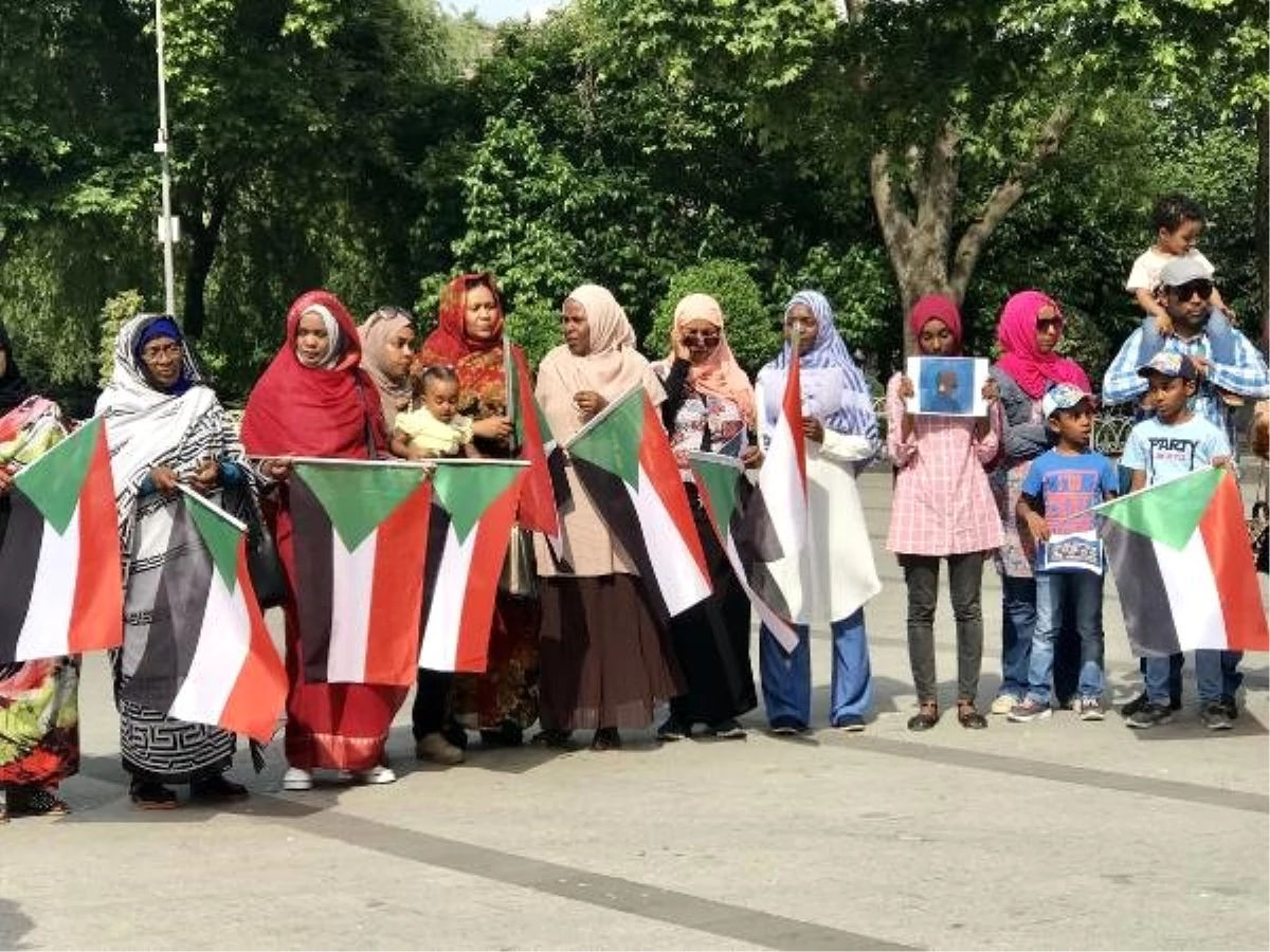 Sudanlılardan Saraçhane Parkı\'nda basın açıklaması