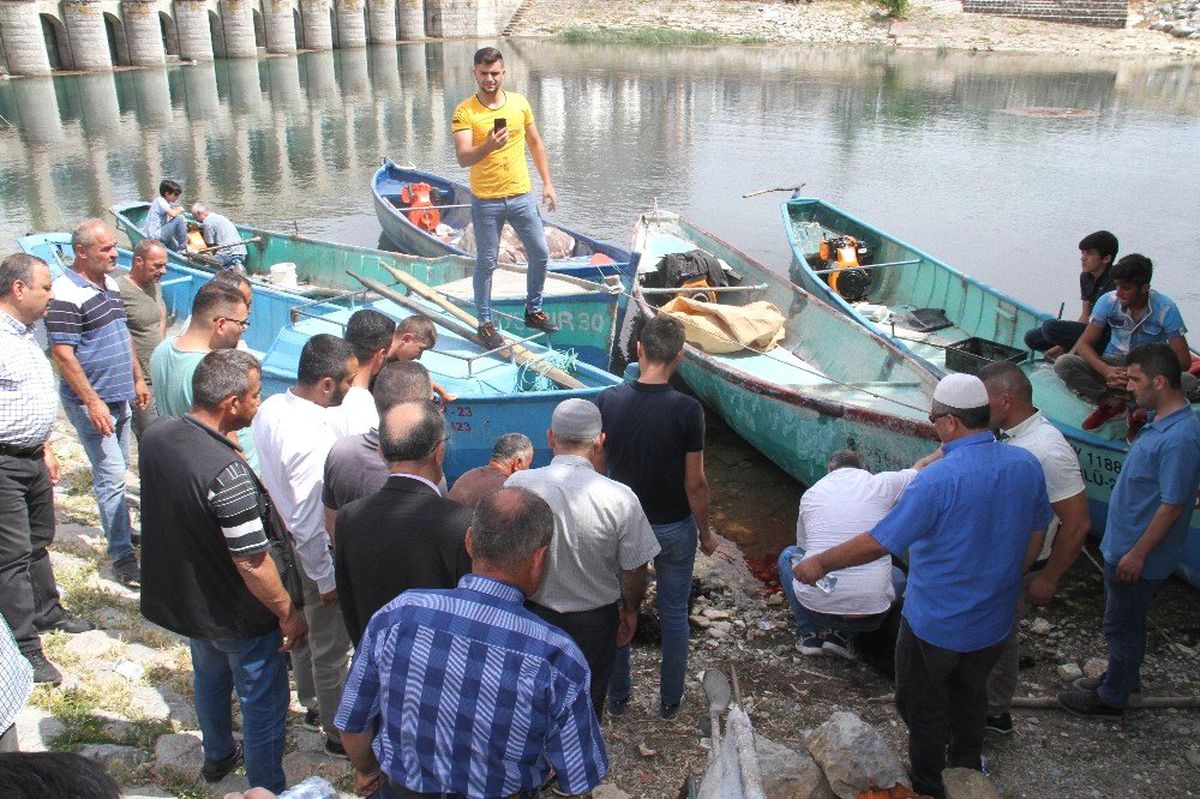 Beyşehir Gölü\'nde av dönemi dualarla başladı