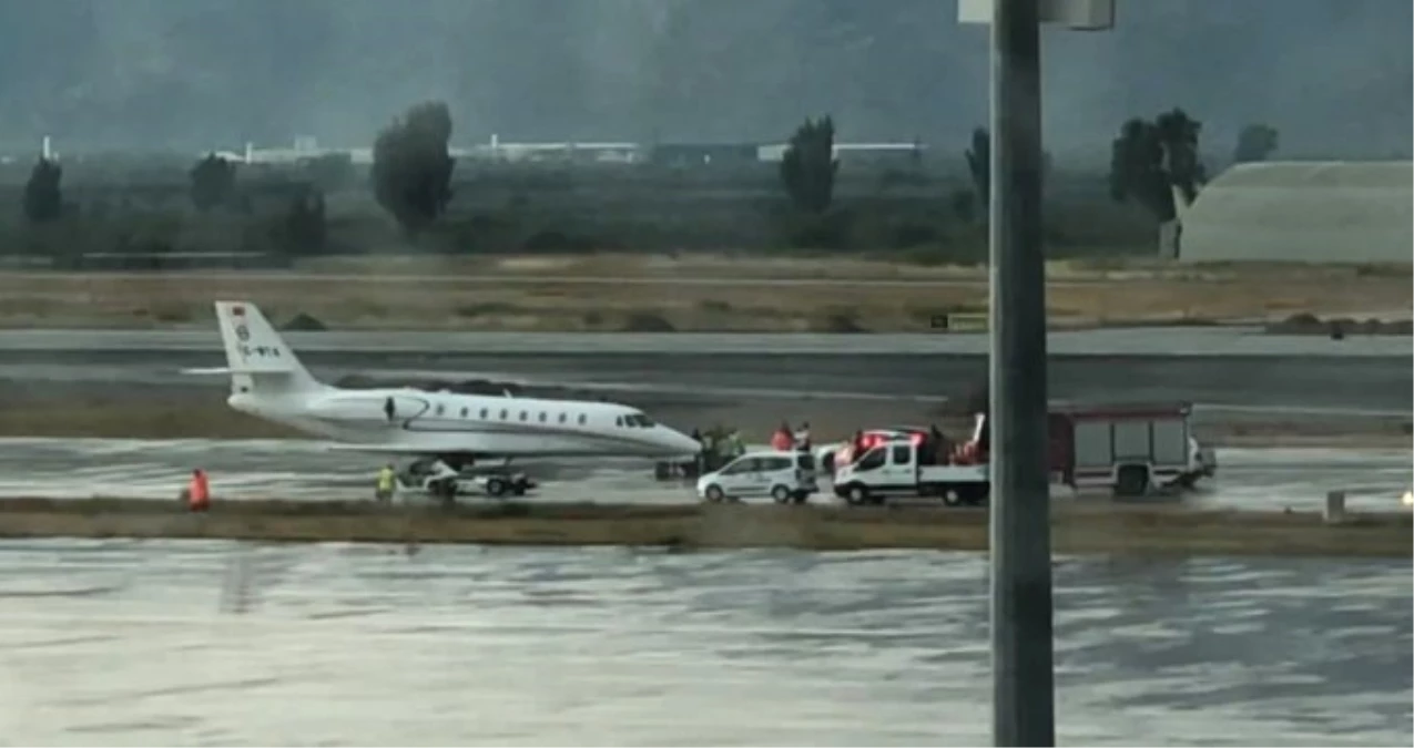 Bodrum\'da özel uçak pistten çıktı! Havalimanı uçuşlara kapatıldı