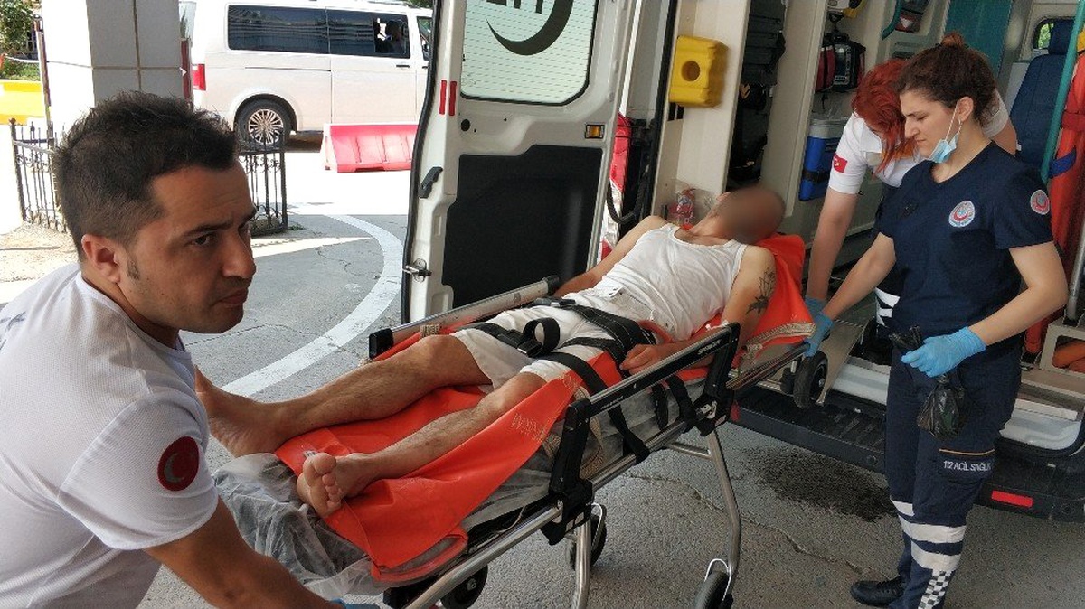 İntihara kalkışan şahsı polis pencereden eve girerek kurtardı