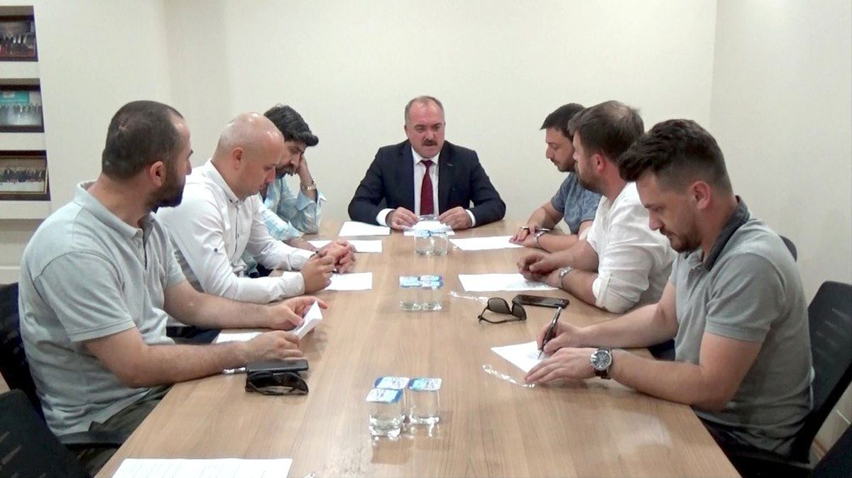 MÜSİAD Düzce Şube Başkanı Vefa Pehlivan; "İş birliği yapın faizi bırakın"