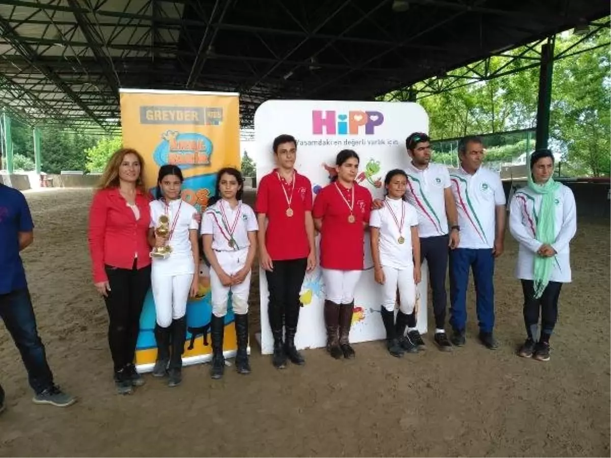 The Pony Club Festivali\'nde babalar yarıştı