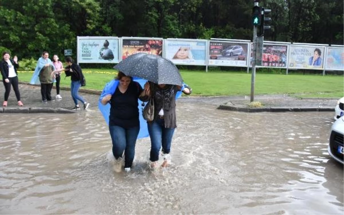 Eskişehir\'de yağmur ve dolu etkili oldu