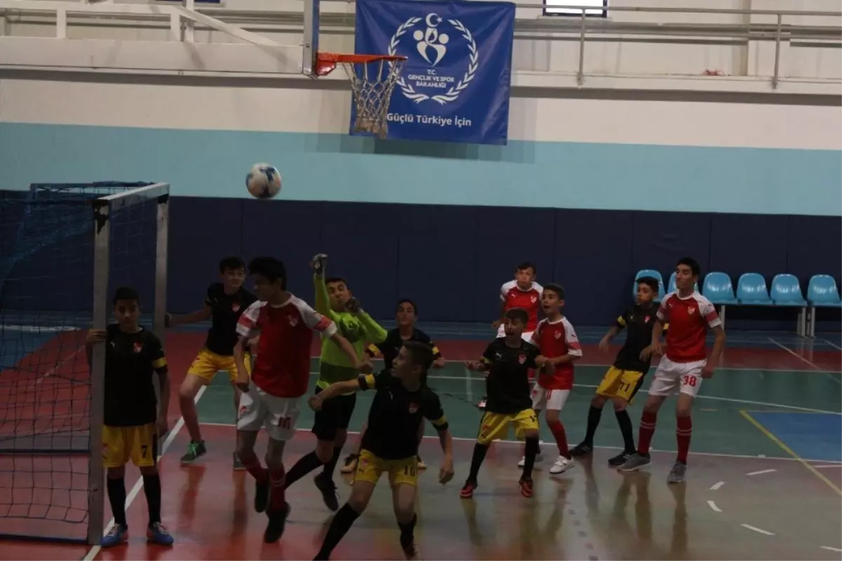 Futsal heyecanı başladı