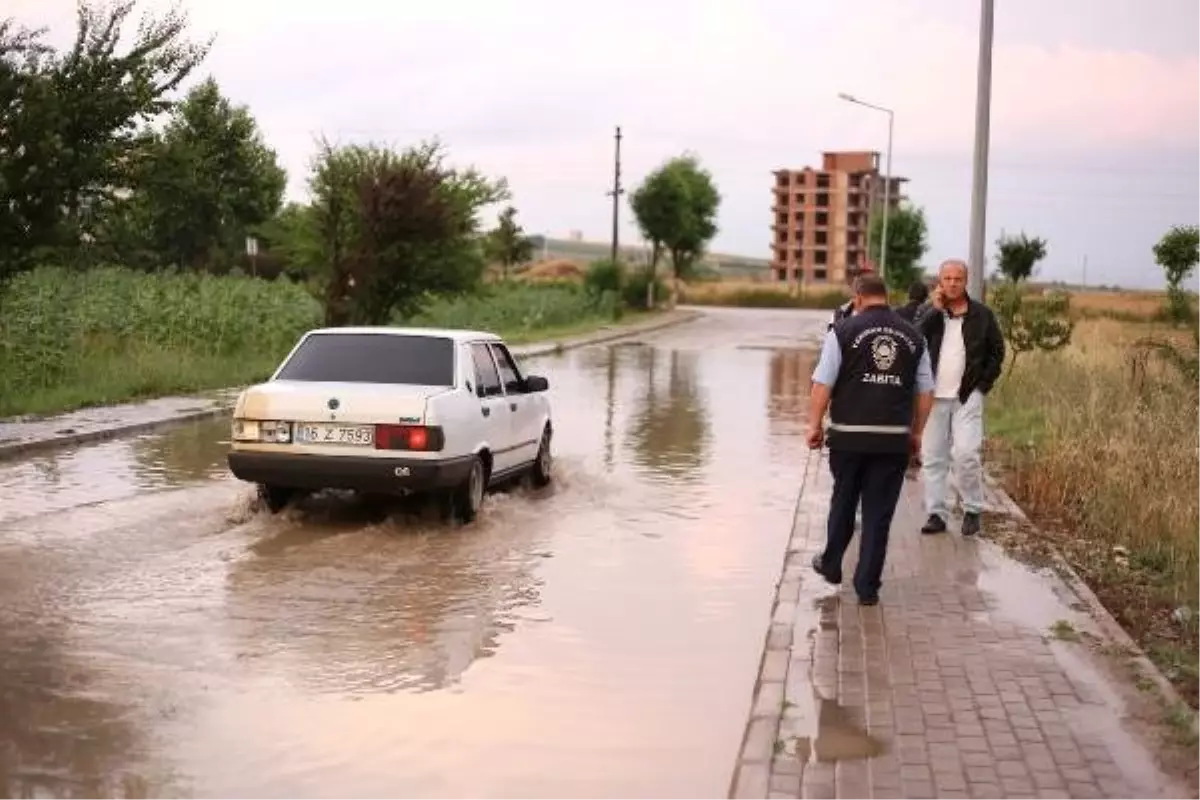 İnegöl\'de sağanak ve dolu (5)