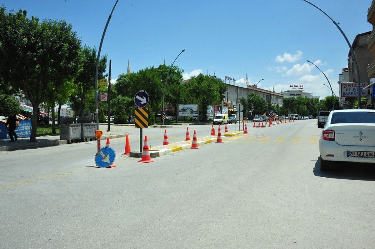 Karaman\'da Zeytin Dalı Bulvarına yeni kavşak