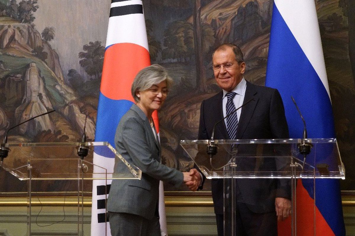 Lavrov, Güney Koreli mevkidaşıyla görüştü
