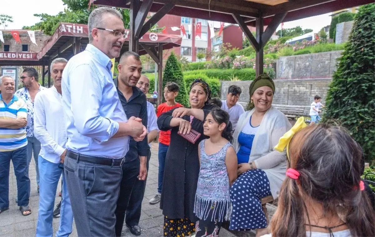 Özkan\'a Roman vatandaşlardan İstanbul seçimlerine destek sözü