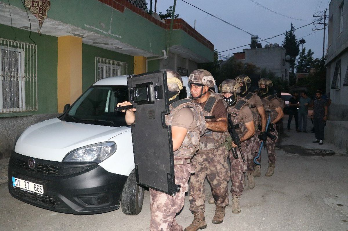 Pkk\'nın sokak eylemcilerine şafak vakti baskın