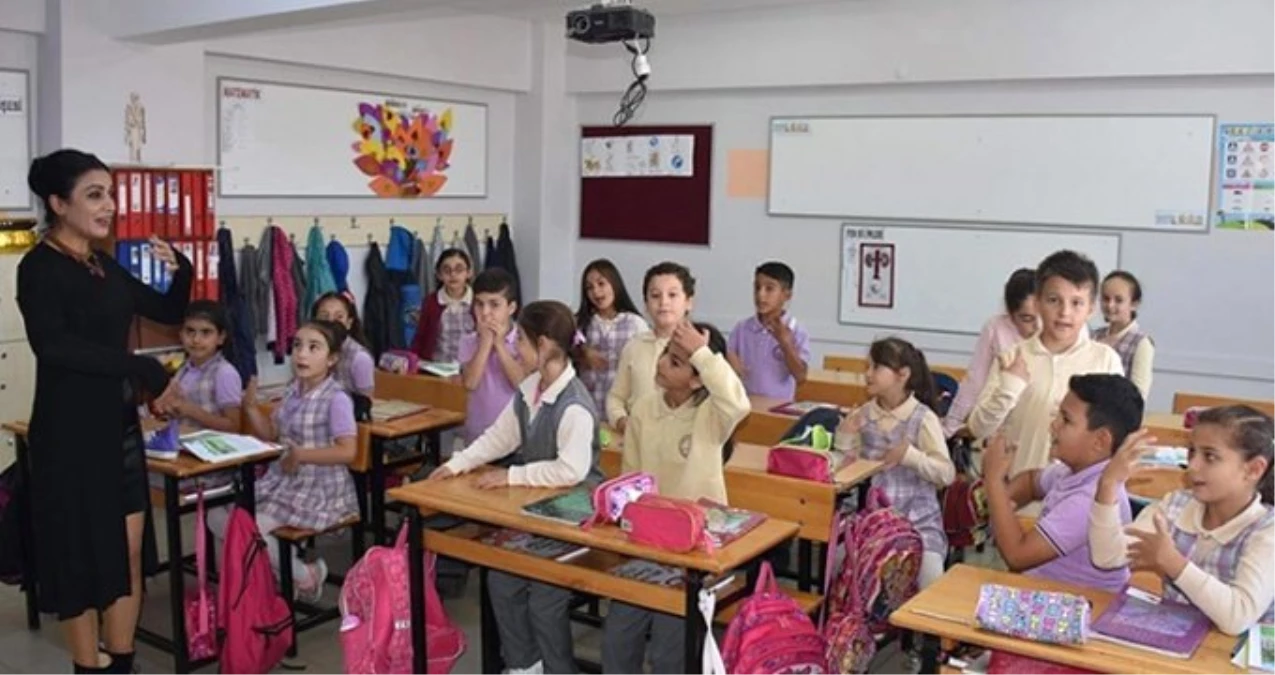 AK Partili Muş: Okula başlama yaşı 69 aya çıkarılacak