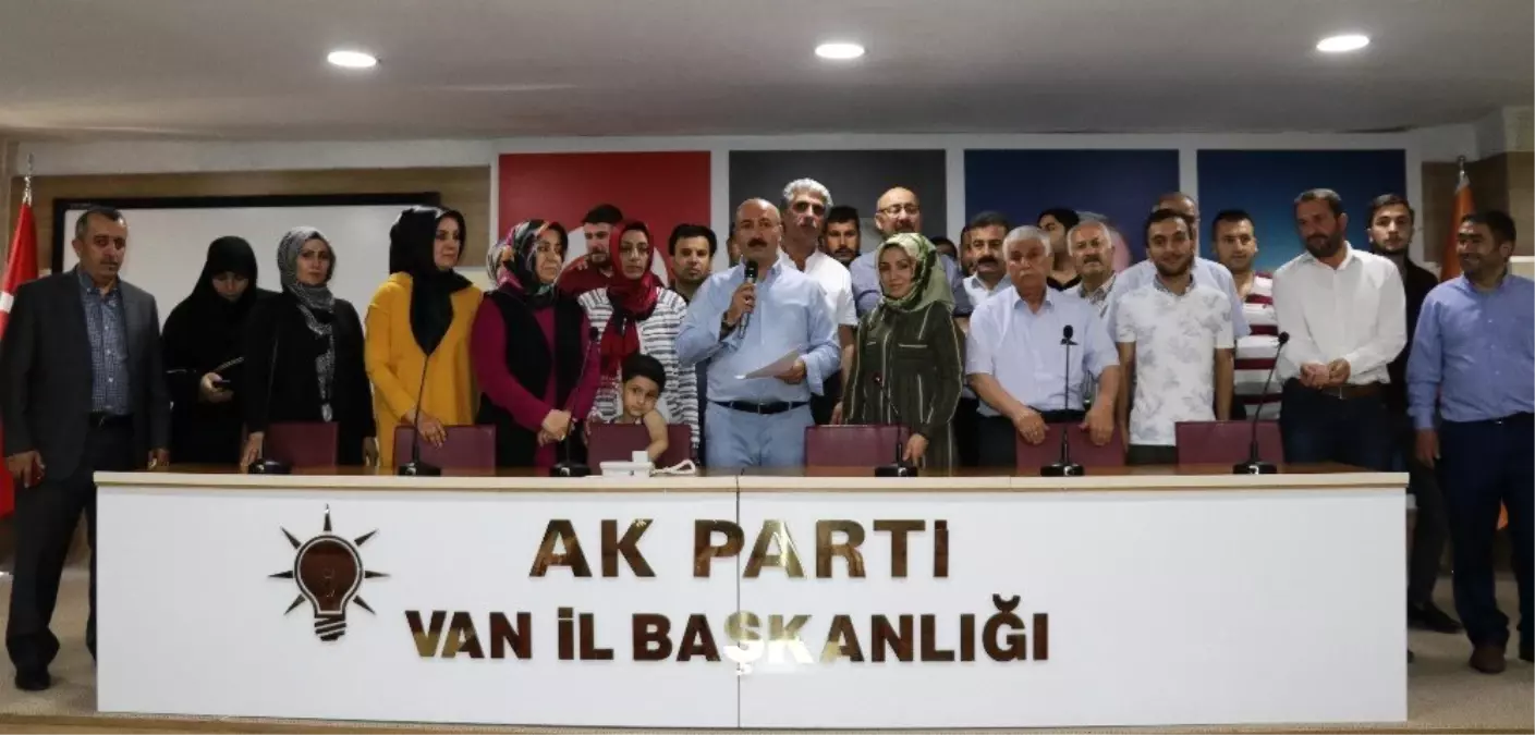 AK Parti\'den Mursi açıklaması