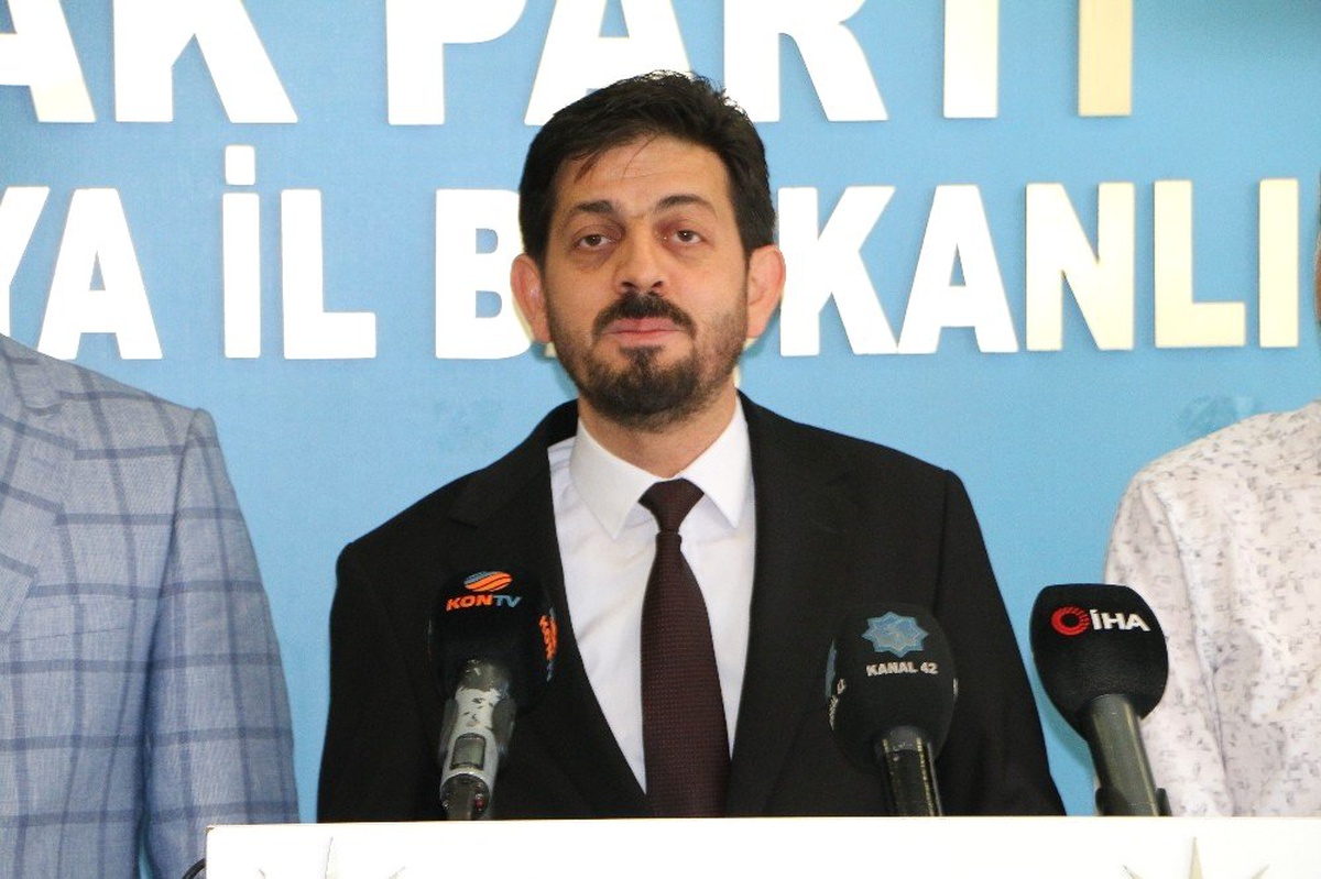 Ali Deresoy: "Barbar Sisi\'ye karşı dur diyen tek dünya lideri Cumhurbaşkanımız Recep Tayyip...