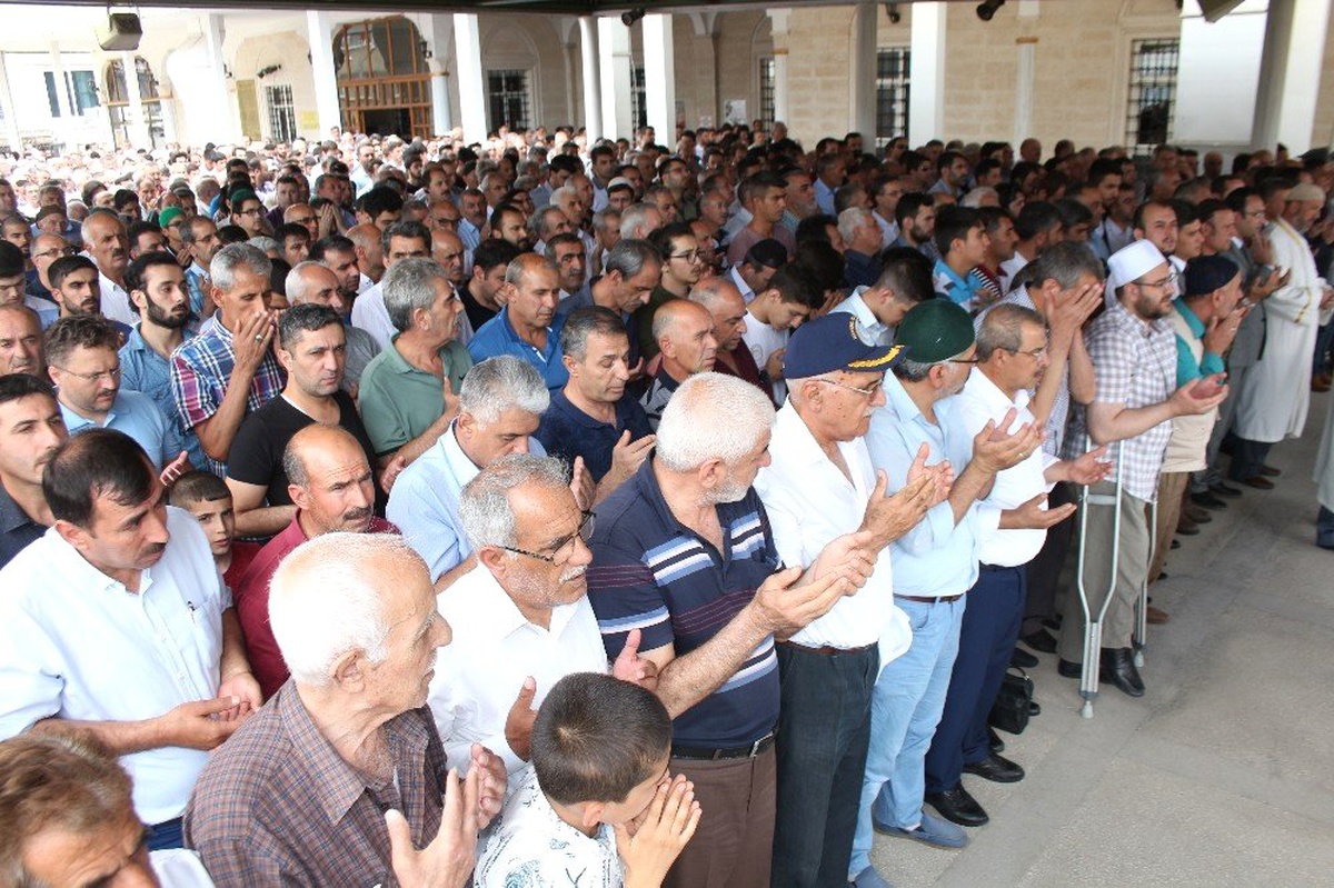 Elazığ\'da Mursi için gıyabi cenaze namazı
