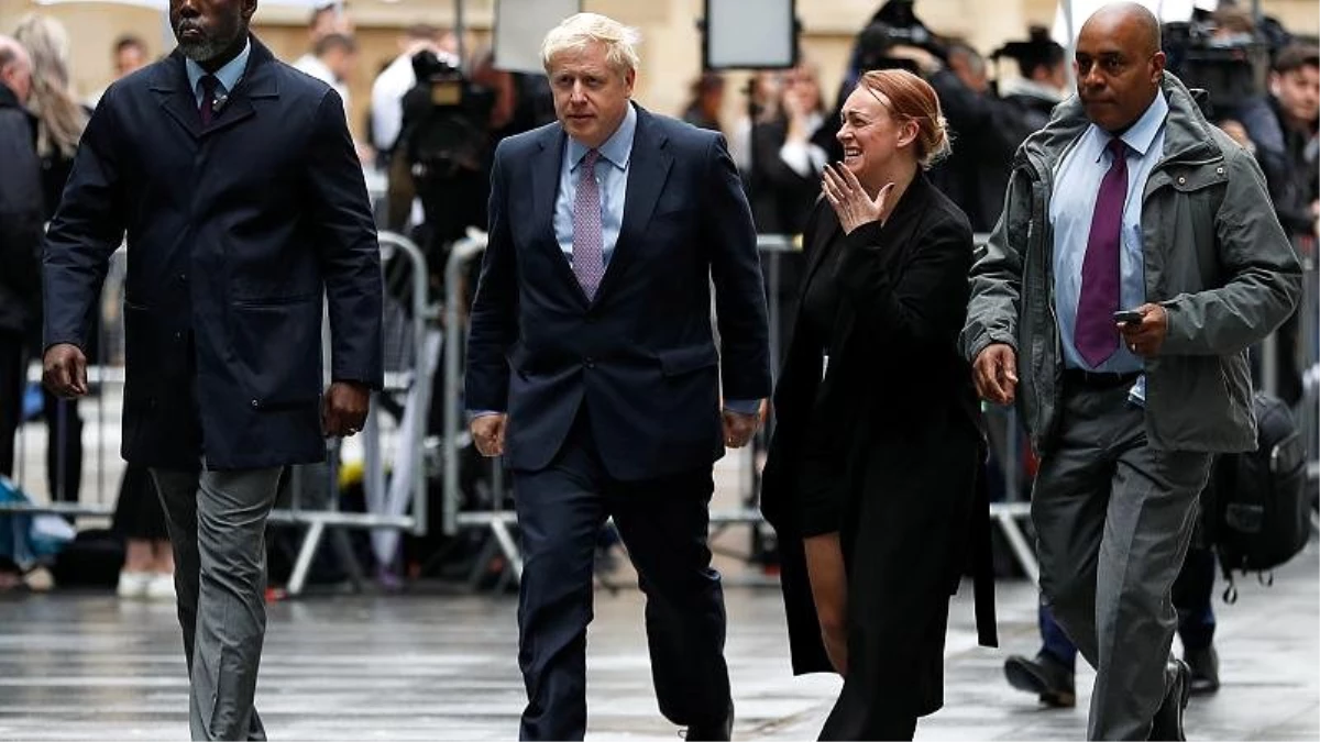 İngiltere\'de başbakanlık yarışında ikinci turu Boris Johnson açık farkla kazandı