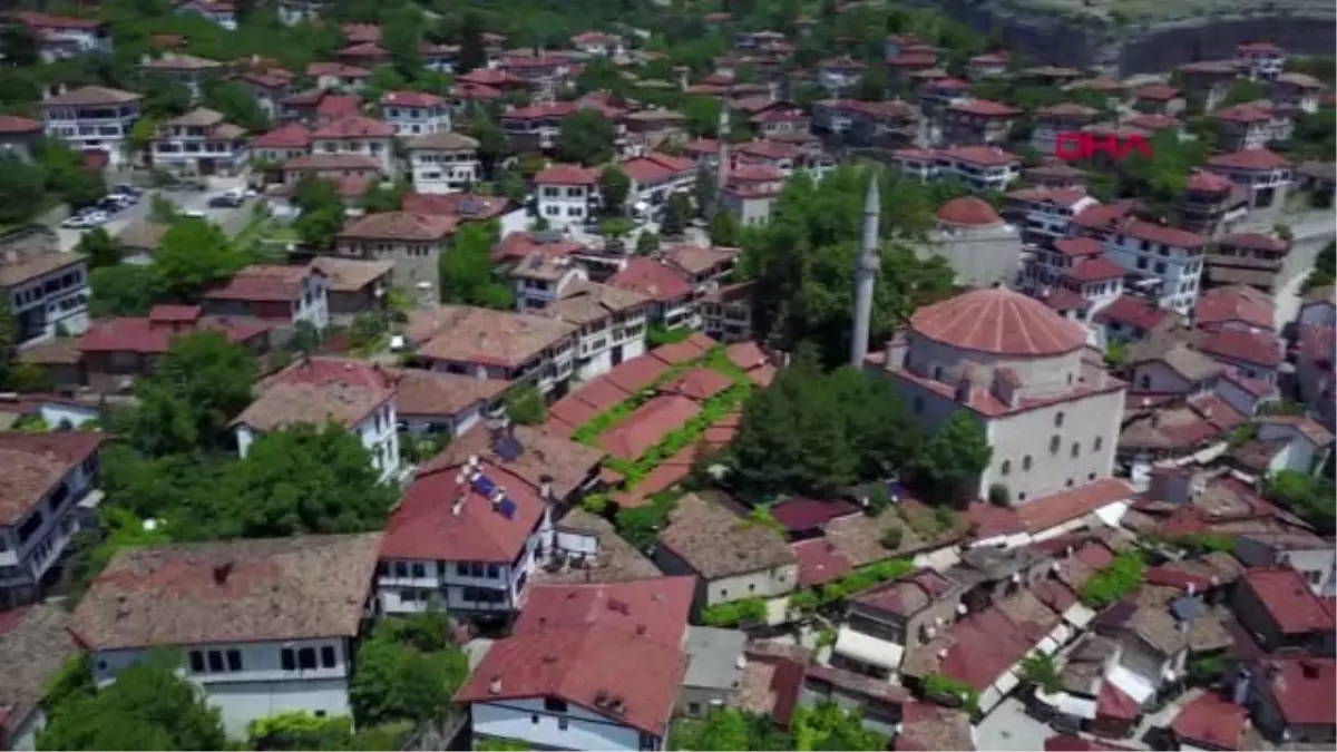 KARABÜK Safranbolu ya Tayvanlı ve Çinli turist ilgisi