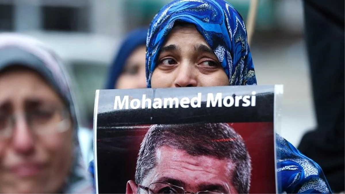 Mahkeme salonunda hayatını kaybeden Muhammed Mursi\'nin ölümüne dünyadan tepkiler