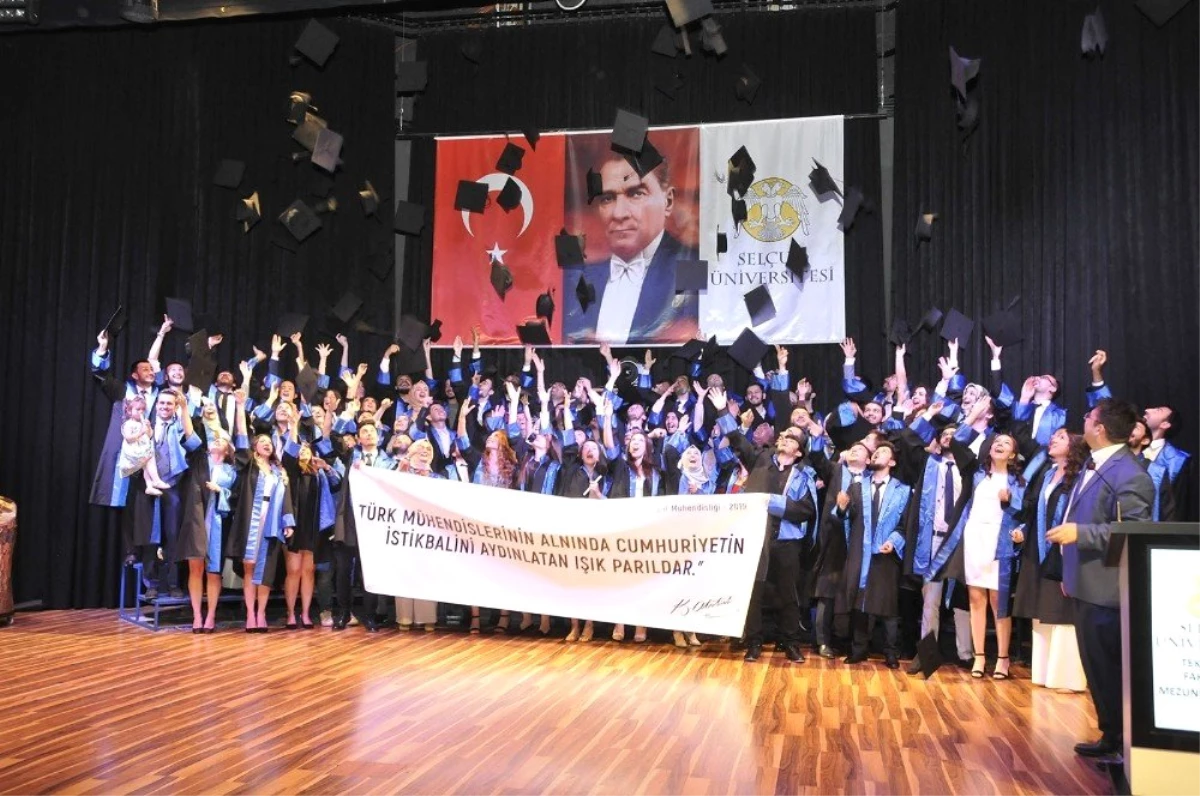 SÜ Teknoloji Fakültesi mezunlarını uğurladı