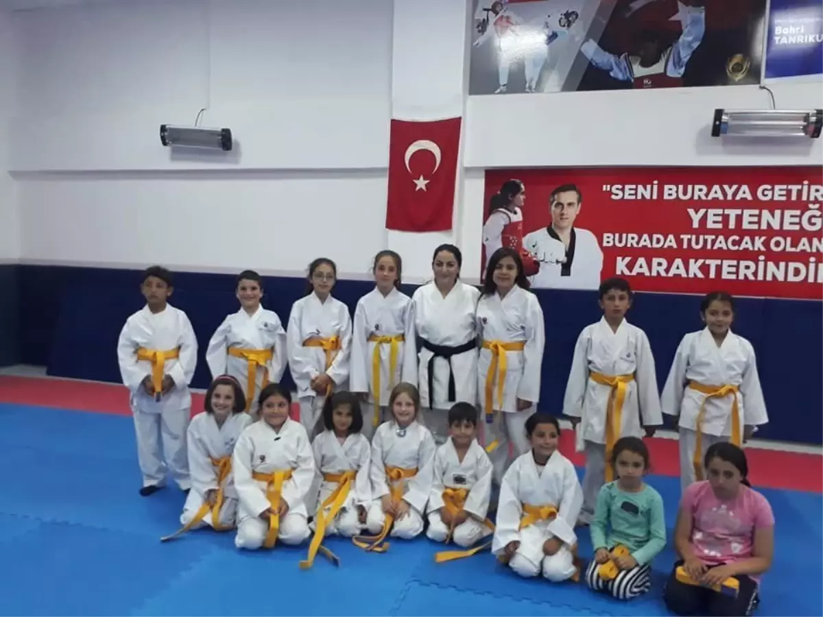 Şuhut\'ta karate kuşak sınavı yapıldı