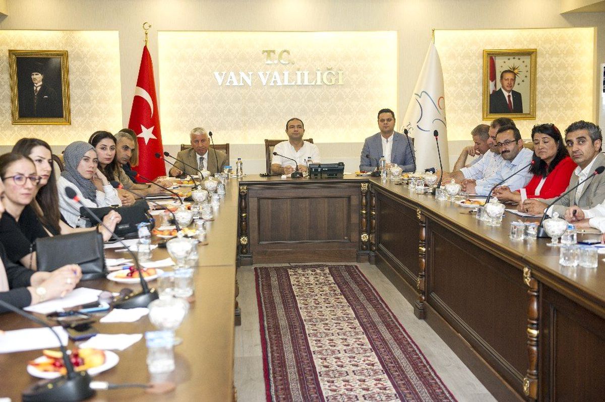 Van\'da \'Kadına Yönelik Şiddet ve Erken Yaşta Evlilikle Mücadele\' toplantısı