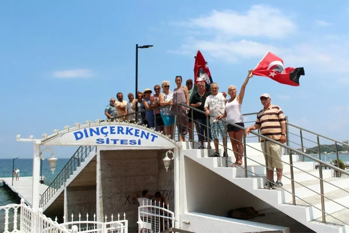 Vatandaşlardan iskelede yıkım nöbeti