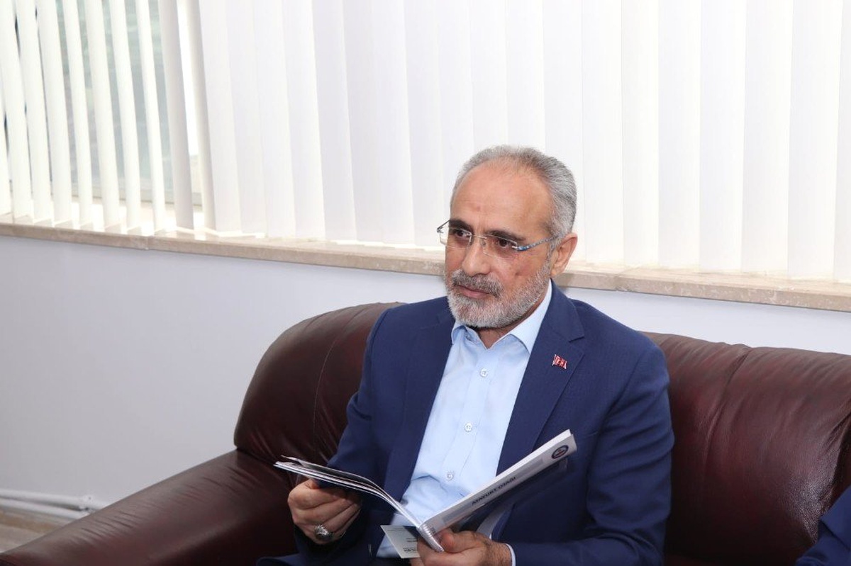 Yalçın Topçu\'dan Kırgızistan Büyükelçiliğine ziyaret