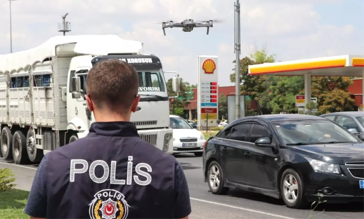 Yüzlerce metre ötedeki trafik kural ihlalleri drone ile tespit ediliyor