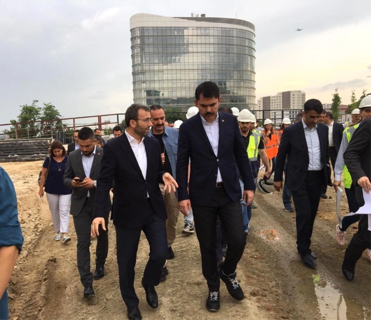 Bakan Kurum: "İstanbul\'daki hedefimiz kişi başı yeşil alan miktarını 2023 yılına kadar 15 metre...